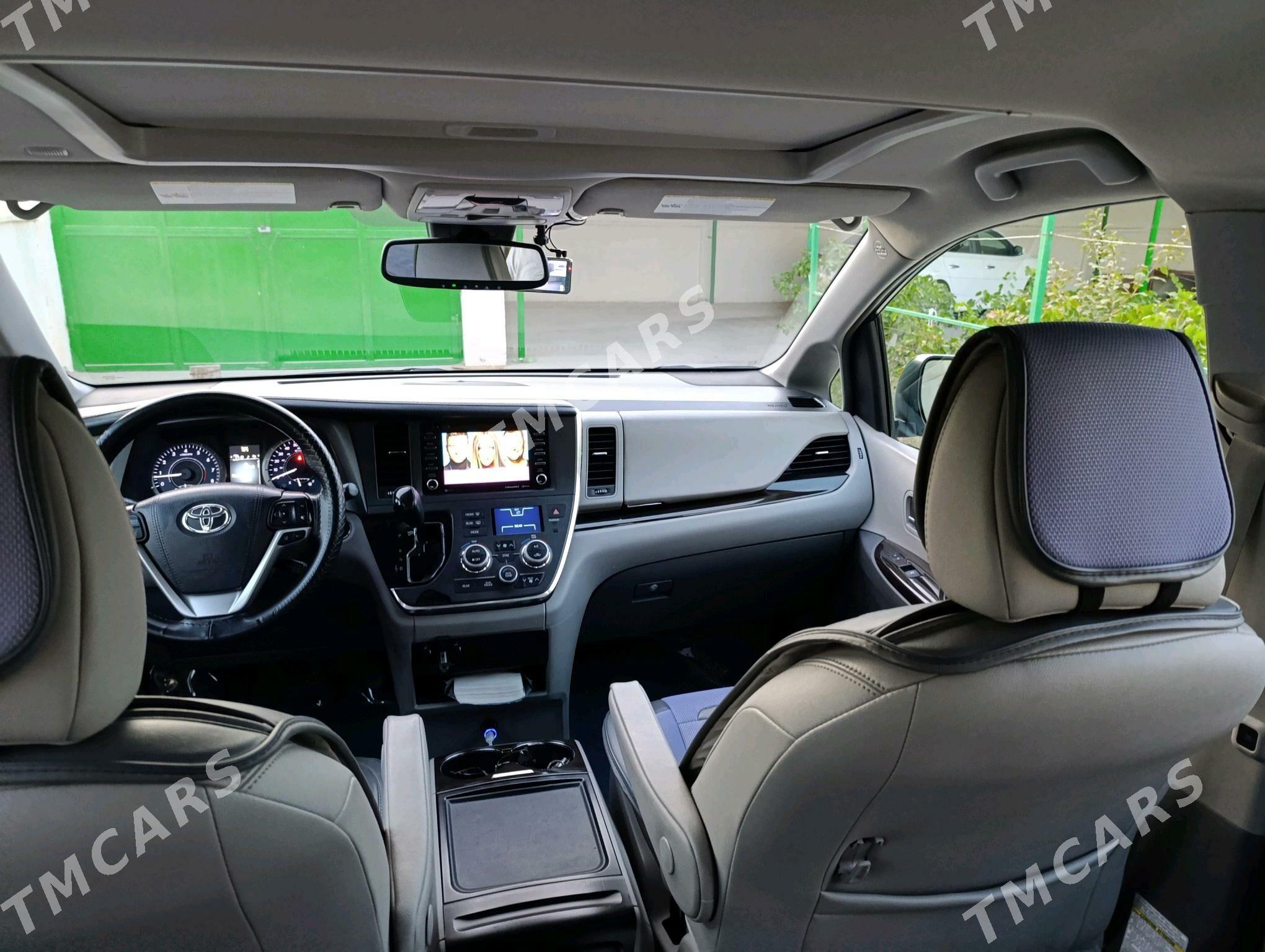 Toyota Sienna 2019 - 530 000 TMT - Çoganly - img 3