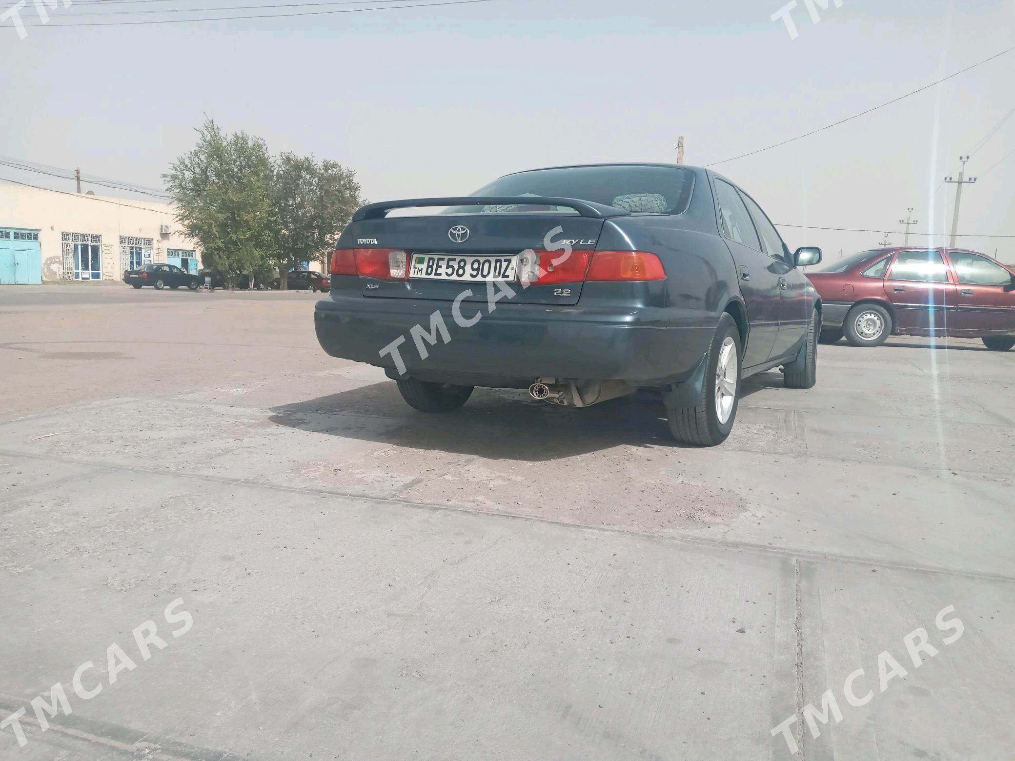 Toyota Camry 2000 - 110 000 TMT - Gubadag - img 5