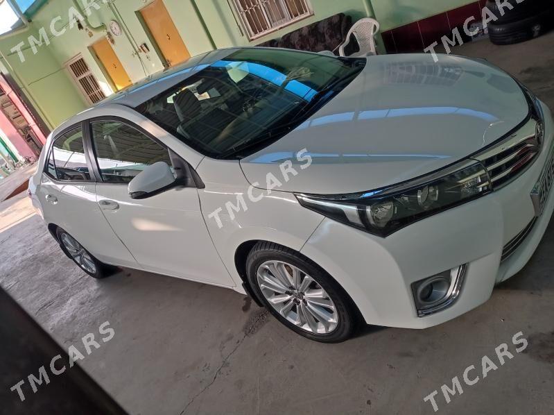 Toyota Corolla 2014 - 158 000 TMT - Кëши - img 10