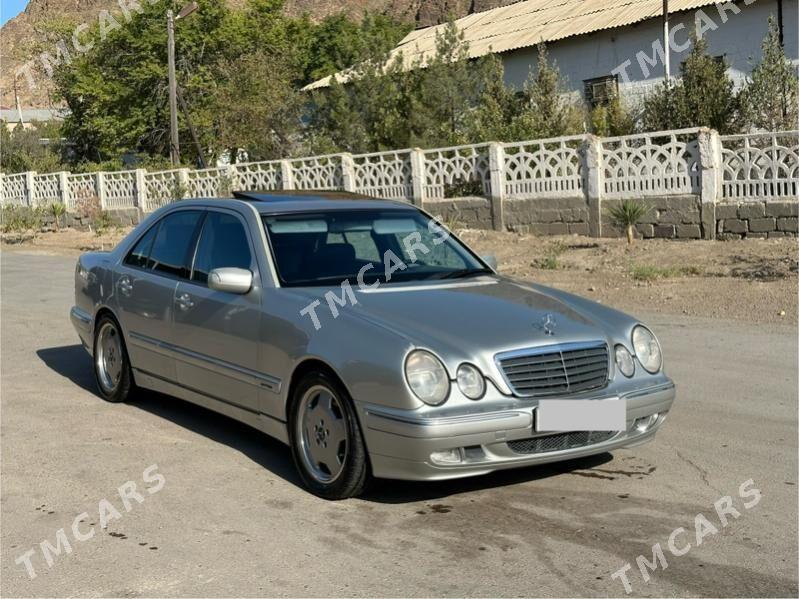 Mercedes-Benz E320 2001 - 132 000 TMT - Türkmenbaşy - img 3