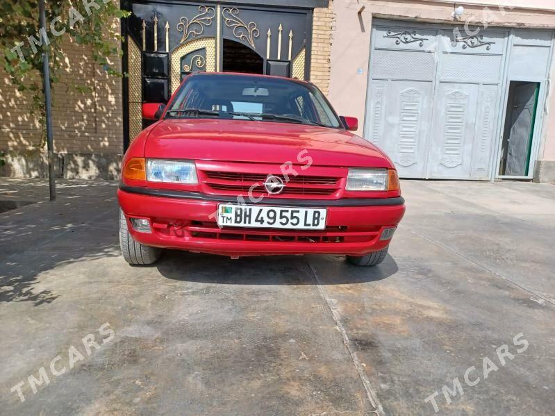 Opel Astra 1992 - 30 000 TMT - Farap - img 5