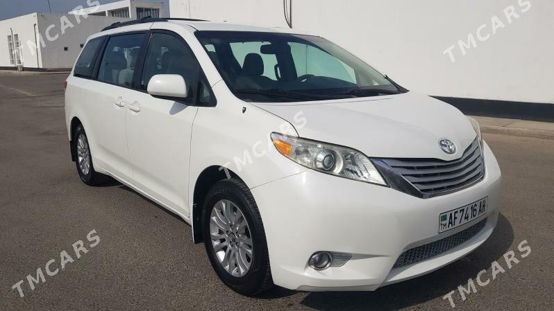 Toyota Sienna 2010 - 215 000 TMT - Aşgabat - img 3