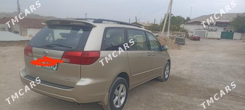 Toyota Sienna 2004 - 185 000 TMT - Türkmenbaşy - img 4