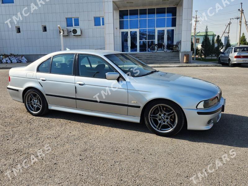 BMW E39 2001 - 120 000 TMT - Aşgabat - img 3