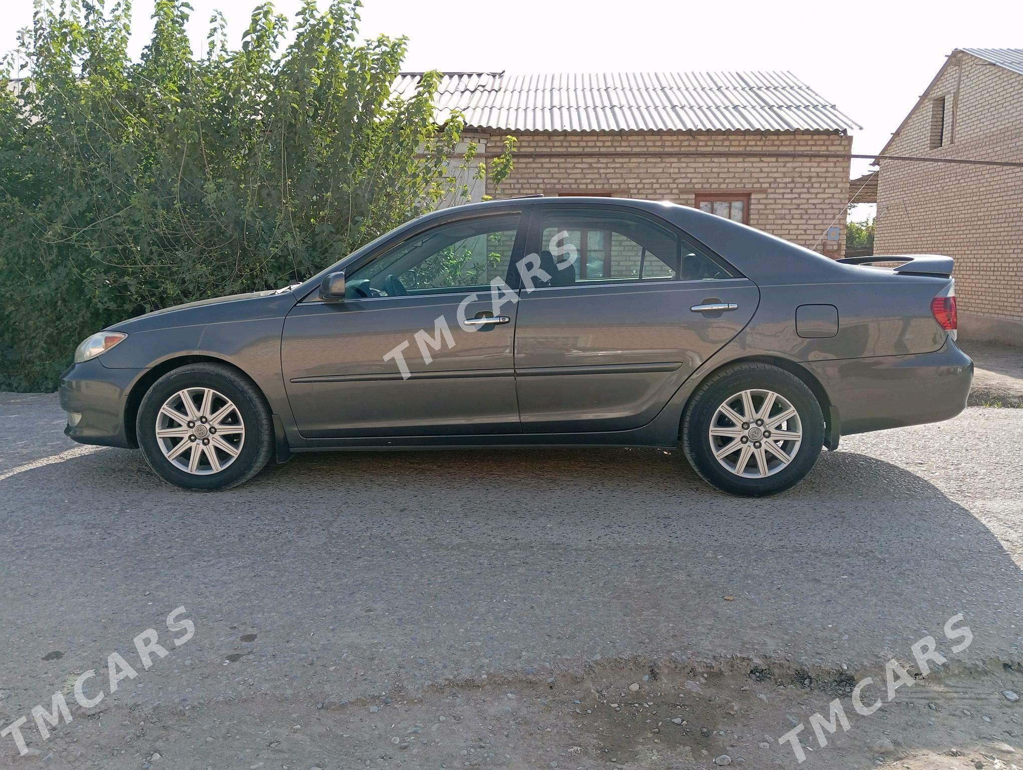 Toyota Camry 2005 - 125 000 TMT - Саят - img 5