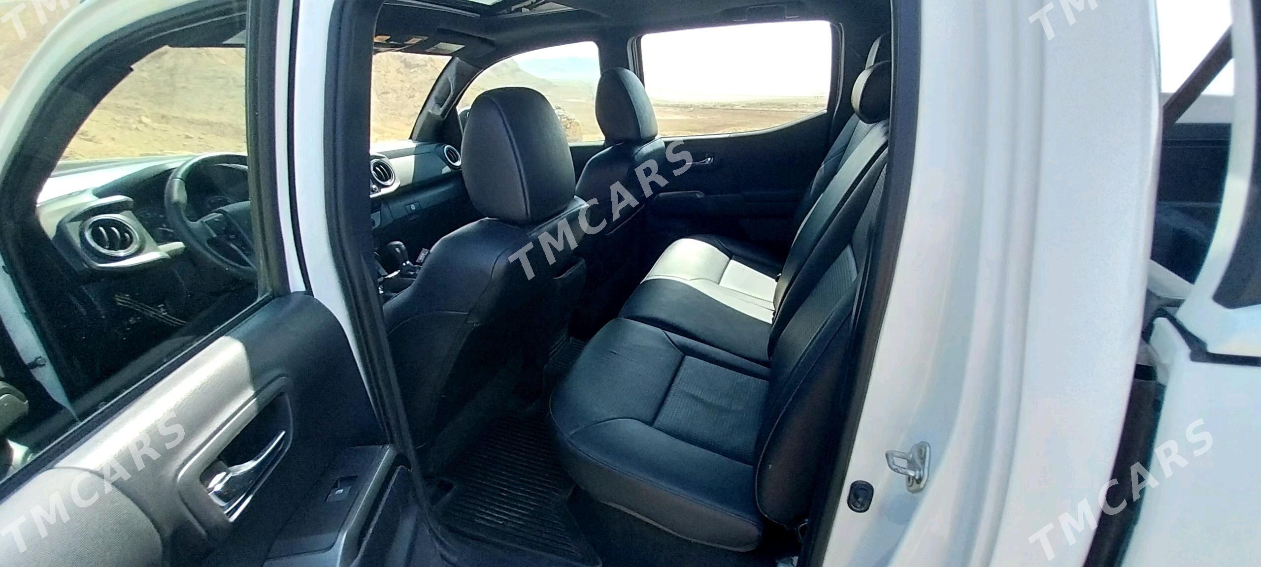 Toyota Tacoma 2022 - 445 000 TMT - Туркменбаши - img 6