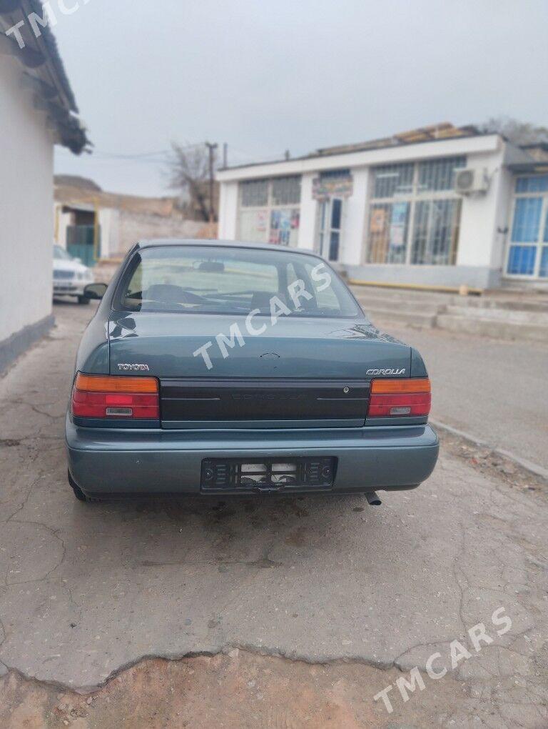 Toyota Corolla 1996 - 80 000 TMT - Туркменбаши - img 4