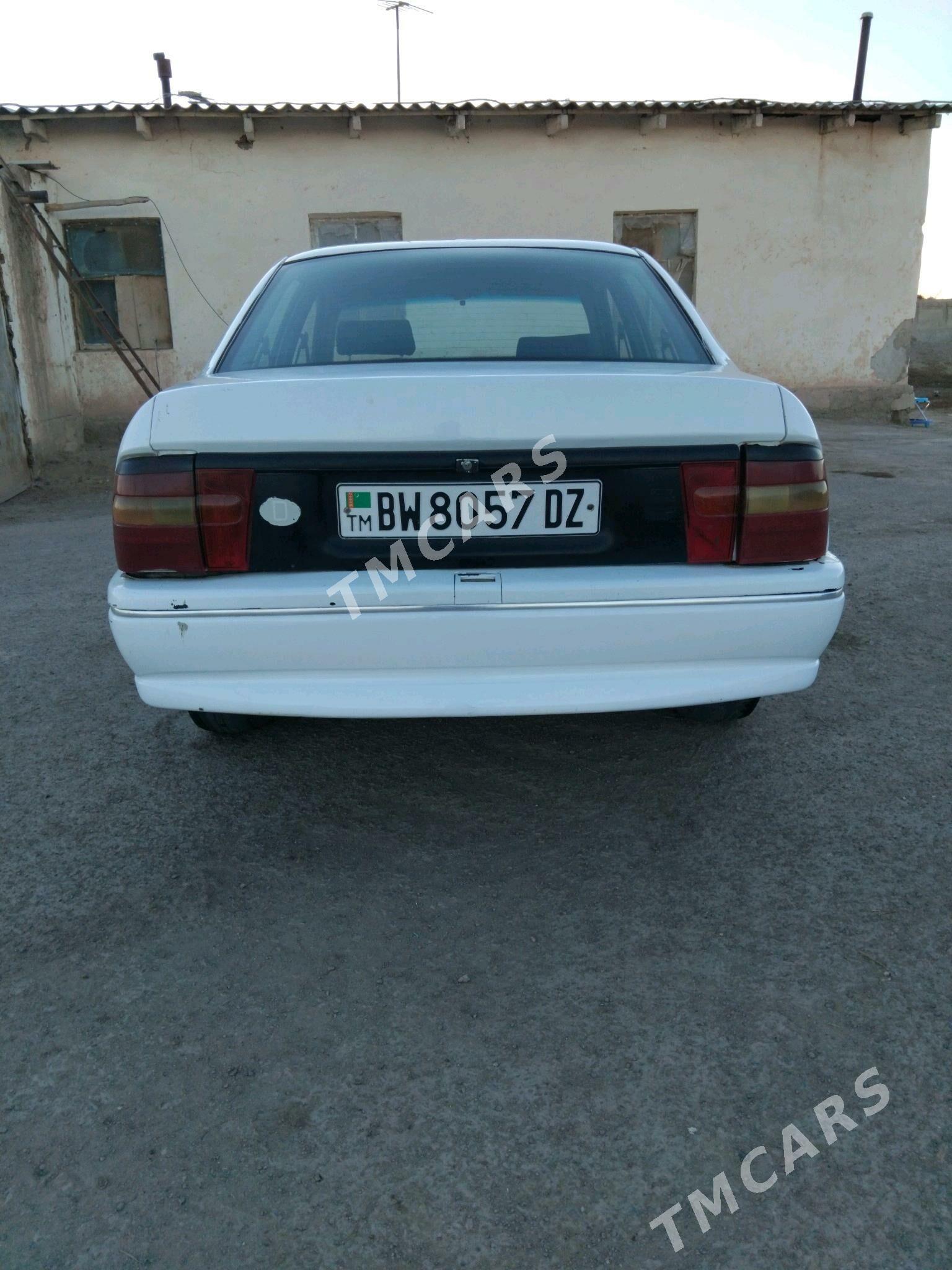 Opel Vectra 1992 - 25 000 TMT - Daşoguz - img 3