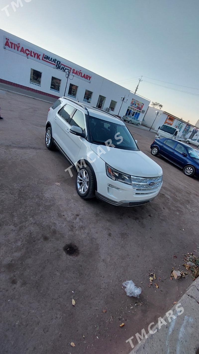 Ford Explorer 2018 - 380 000 TMT - Дашогуз - img 2