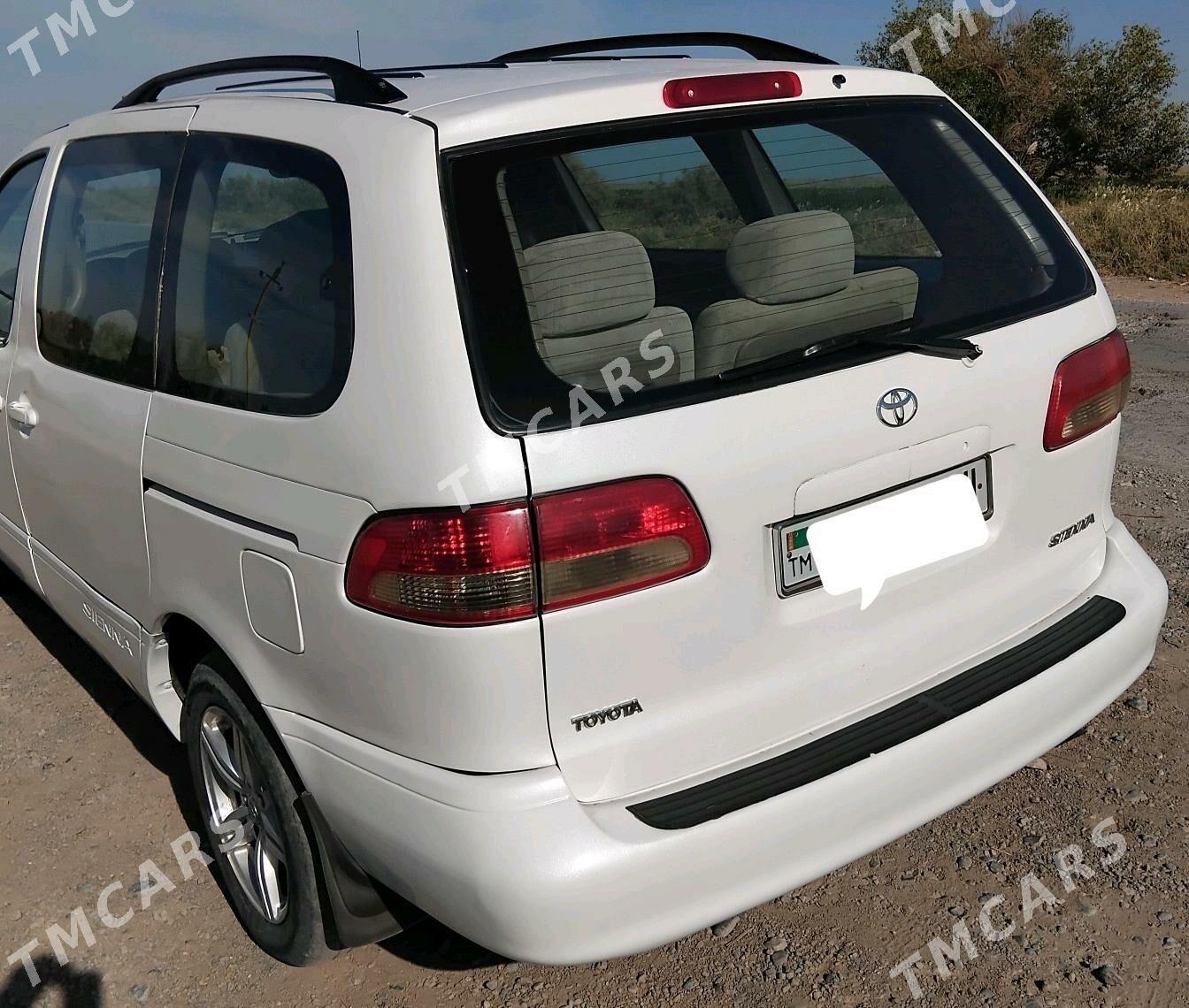 Toyota Sienna 2000 - 108 000 TMT - Tejen - img 2