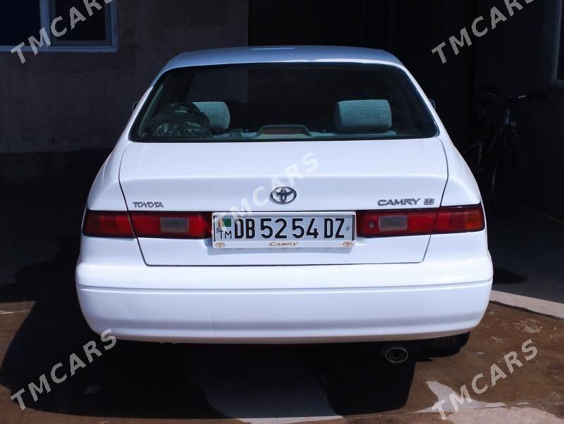 Toyota Camry 1999 - 105 000 TMT - Дашогуз - img 5