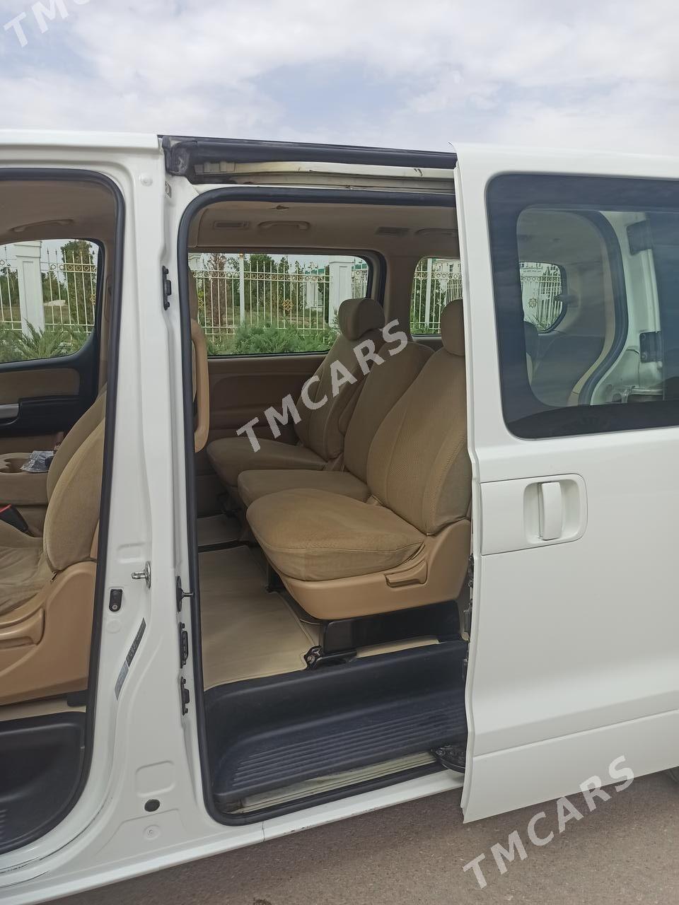 Hyundai H-1 2011 - 248 000 TMT - Туркменбаши - img 5