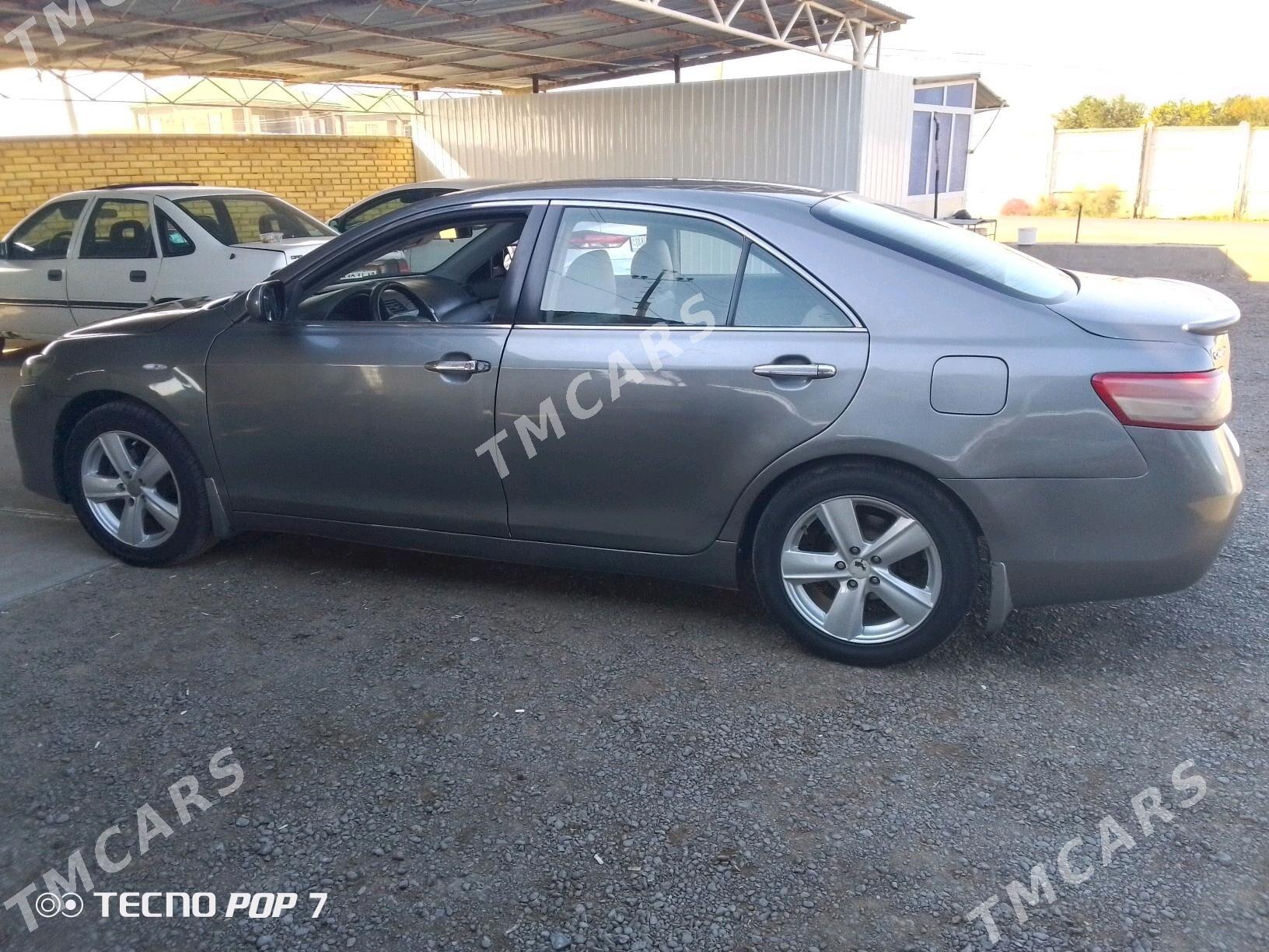 Toyota Camry 2010 - 115 000 TMT - Мары - img 4