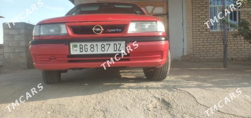 Opel Vectra 1994 - 43 000 TMT - Дашогуз - img 4