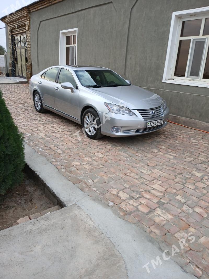 Lexus ES 350 2012 - 210 000 TMT - Гурбансолтан Едже - img 3