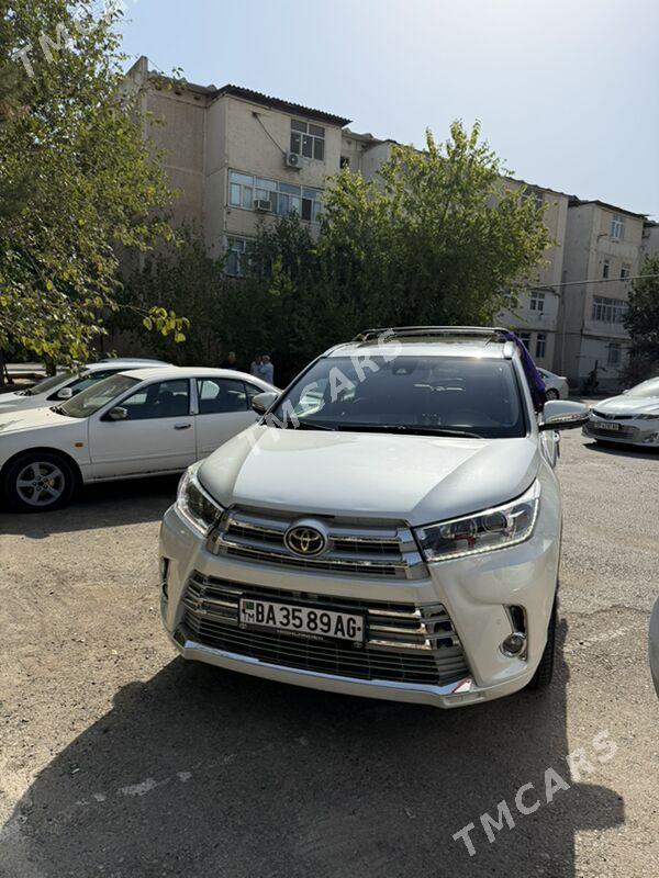 Toyota Highlander 2018 - 460 000 TMT - 2 мкр - img 6