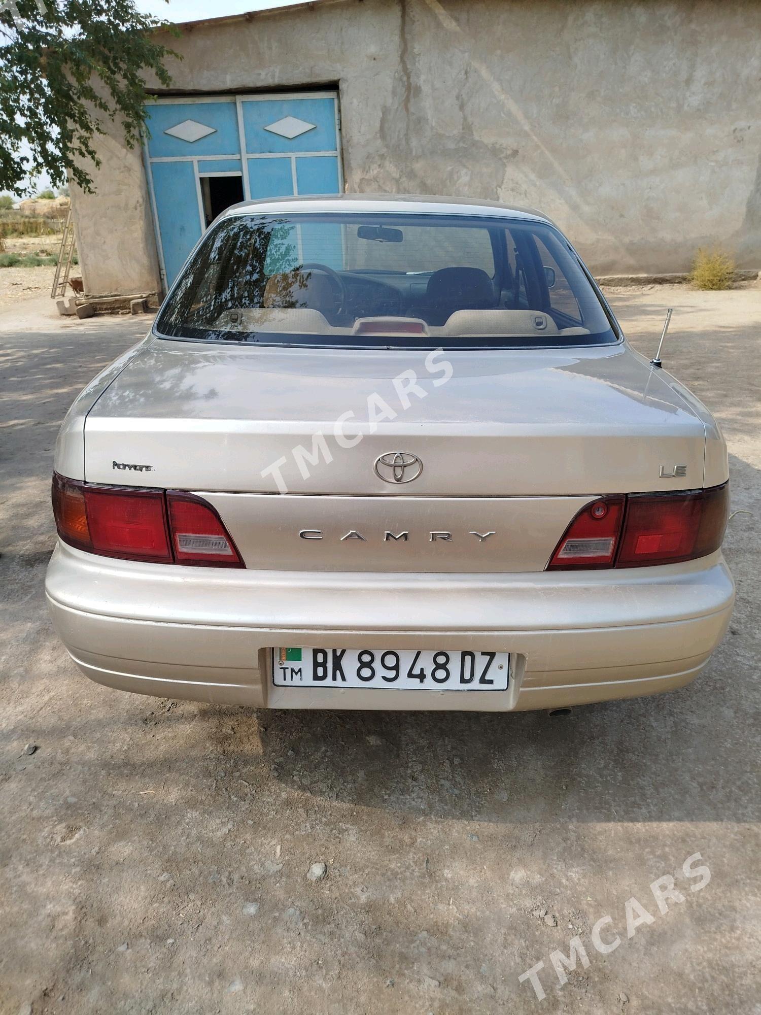 Toyota Camry 1995 - 65 000 TMT - Boldumsaz - img 3