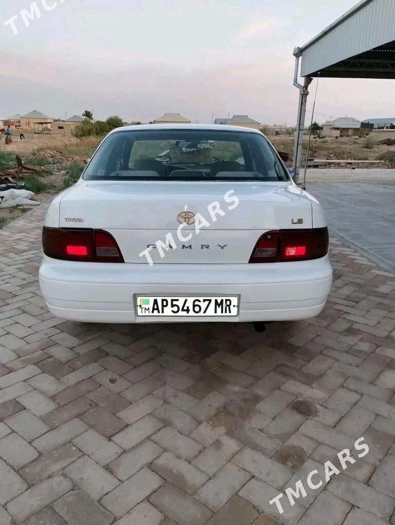 Toyota Camry 1996 - 90 000 TMT - Мары - img 7