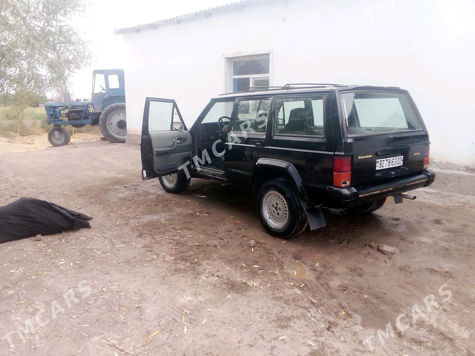 Jeep Grand Cherokee 1992 - 30 000 TMT - Gubadag - img 4