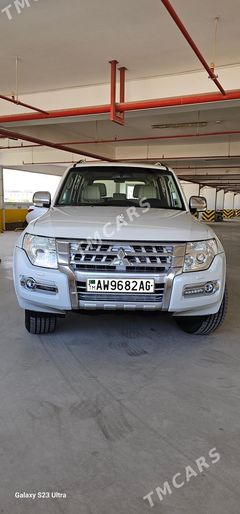 Mitsubishi Pajero 2015 - 295 000 TMT - 11 мкр - img 3