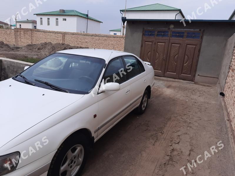 Toyota Carina 1995 - 60 000 TMT - Дашогуз - img 4