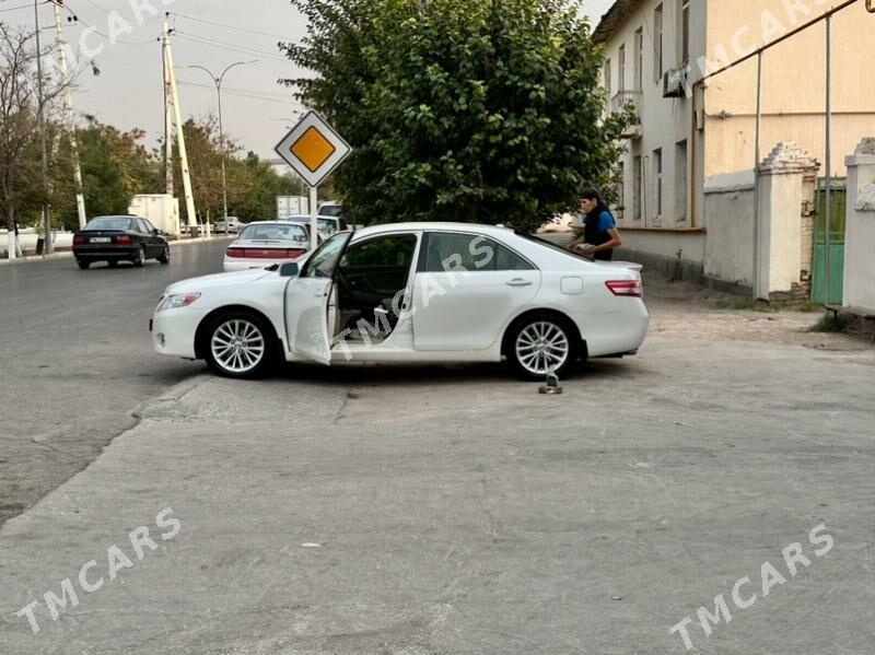 Toyota Camry 2010 - 200 000 TMT - Туркменабат - img 2