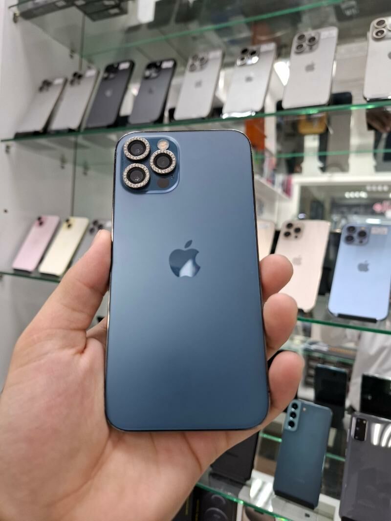 Iphone 12 pro - Торговый центр "15 лет Независимости" - img 4