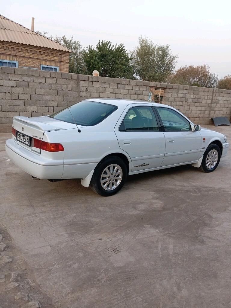 Toyota Camry 2001 - 119 000 TMT - Теджен - img 9