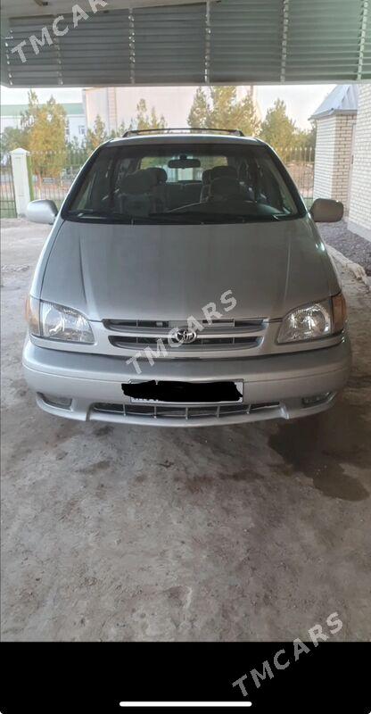 Toyota Sienna 2002 - 130 000 TMT - Туркменбаши - img 4