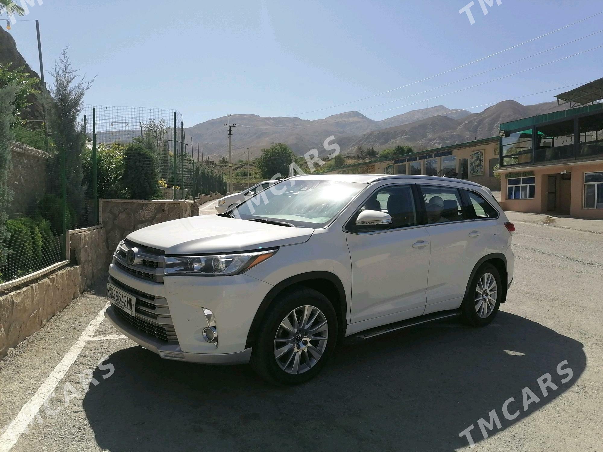 Toyota Highlander 2018 - 400 000 TMT - Мары - img 6