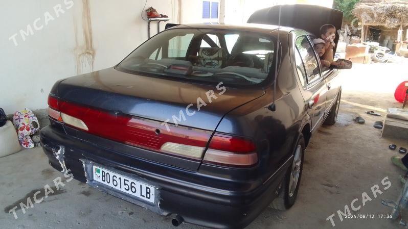 Nissan Cefiro 1994 - 25 000 TMT - Farap - img 6