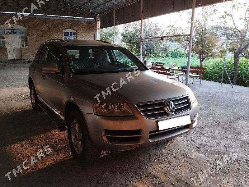 Volkswagen Touareg 2005 - 75 000 TMT - Мары - img 3