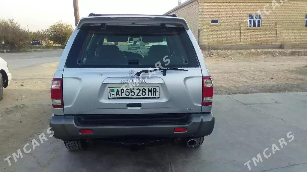 Nissan Pathfinder 2002 - 96 000 TMT - Мургап - img 7