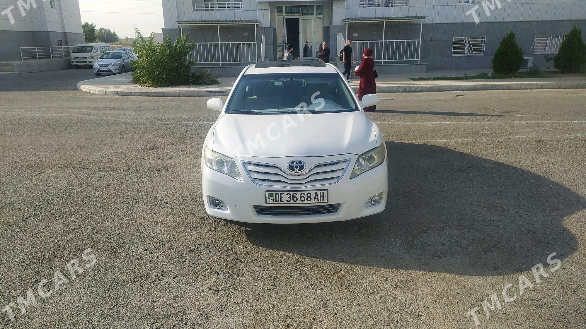 Toyota Camry 2010 - 160 000 TMT - Ашхабад - img 3