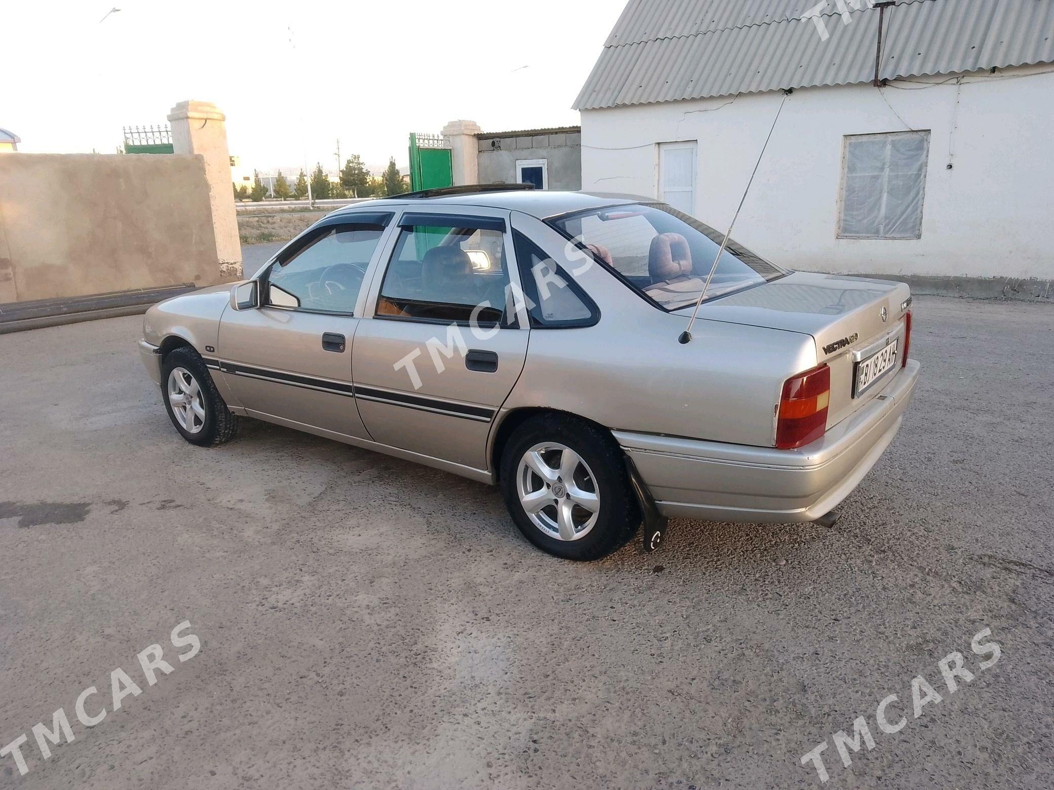 Opel Vectra 1992 - 35 000 TMT - Кака - img 2