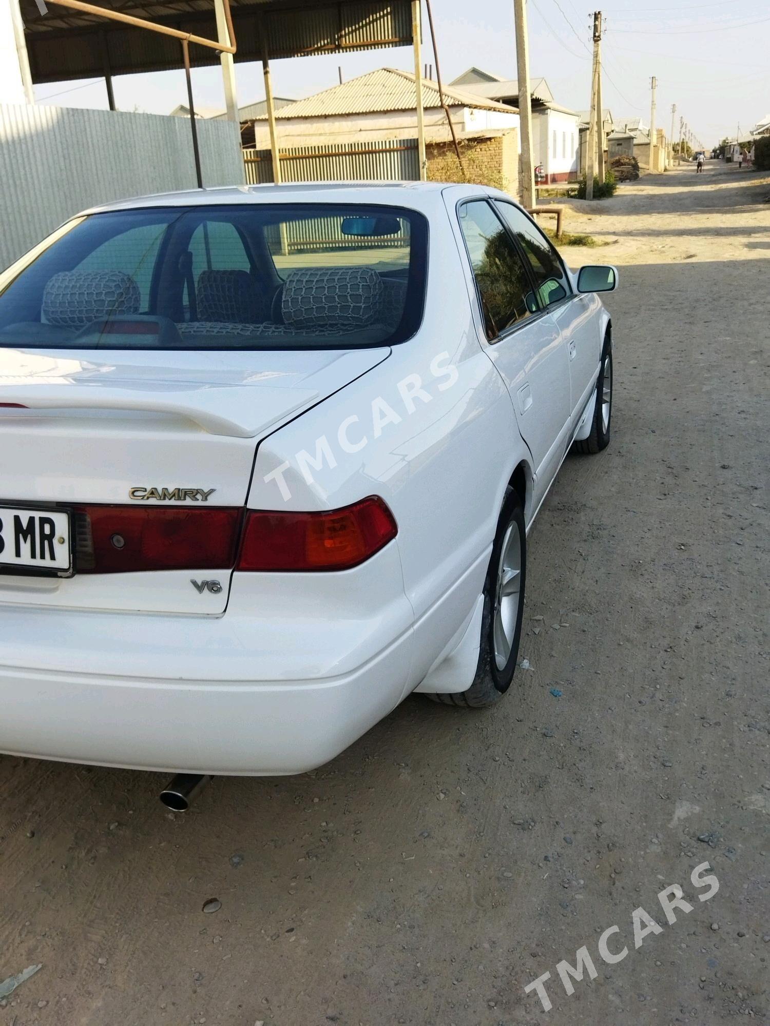 Toyota Camry 1997 - 120 000 TMT - Мары - img 3