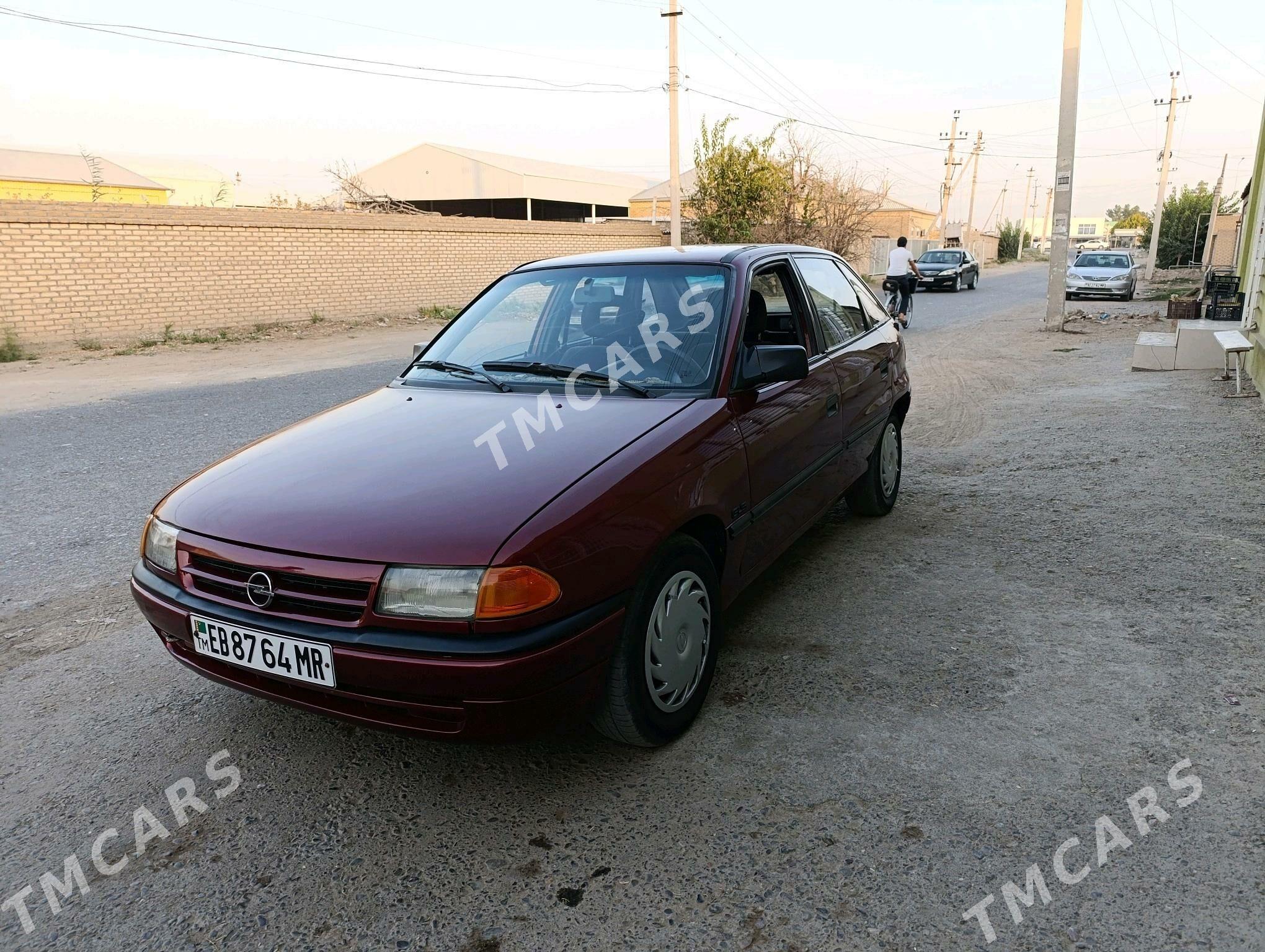 Opel Astra 1992 - 35 000 TMT - Мары - img 2