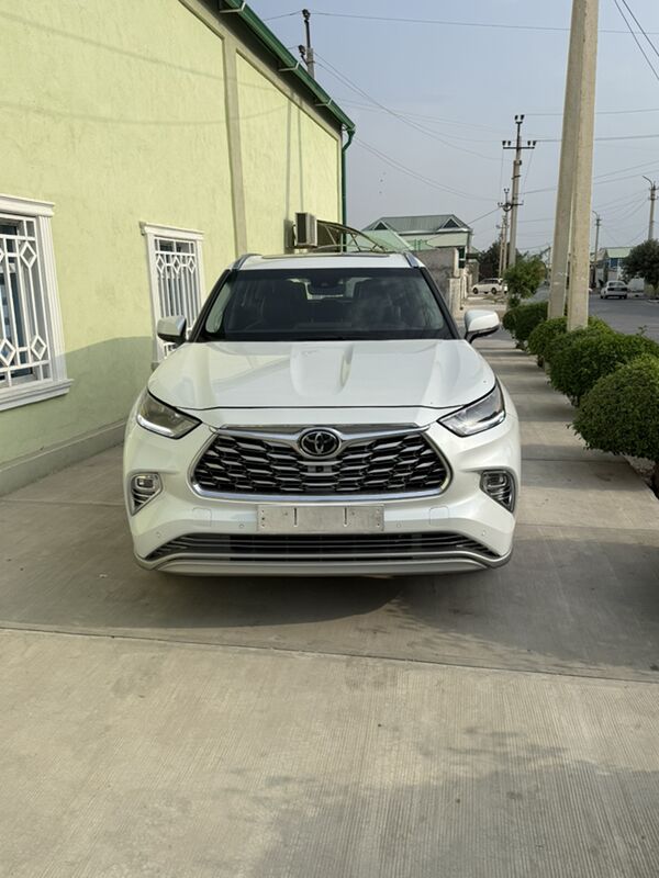 Toyota Highlander 2022 - 630 000 TMT - Aşgabat - img 5