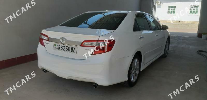 Toyota Camry 2013 - 200 000 TMT - Дашогуз - img 3