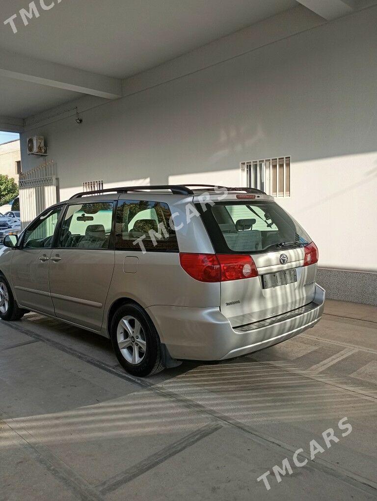 Toyota Sienna 2008 - 180 000 TMT - Мары - img 8