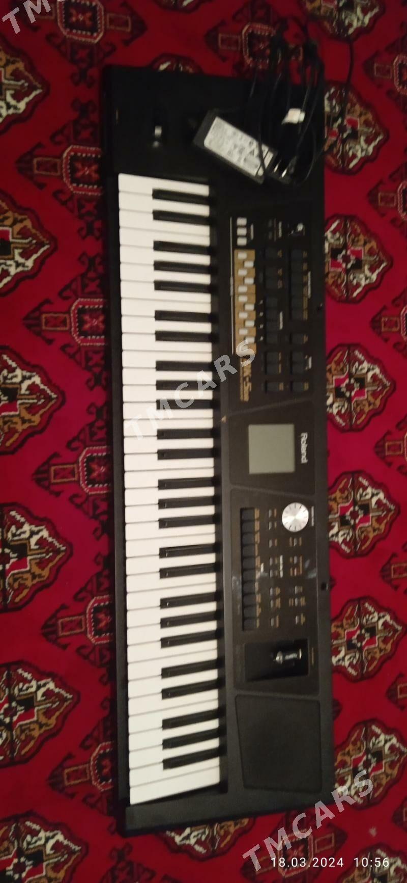 YAMAHA KORG ROLAND - Дашогуз - img 2