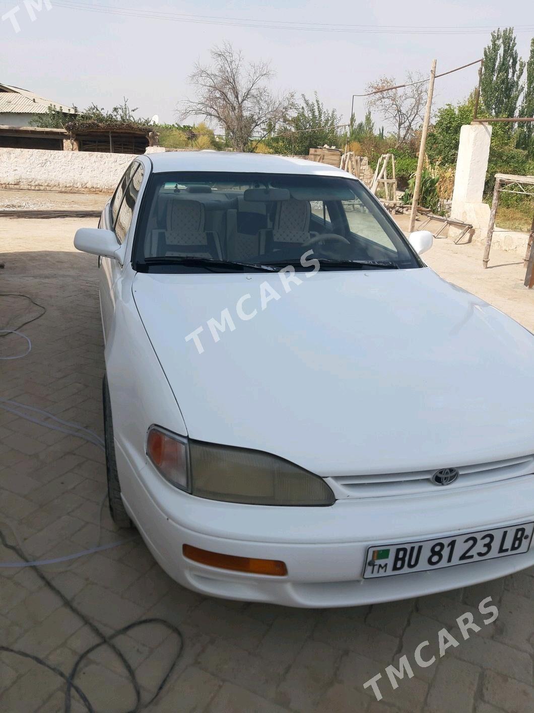 Toyota Camry 1995 - 65 000 TMT - Достлук - img 2