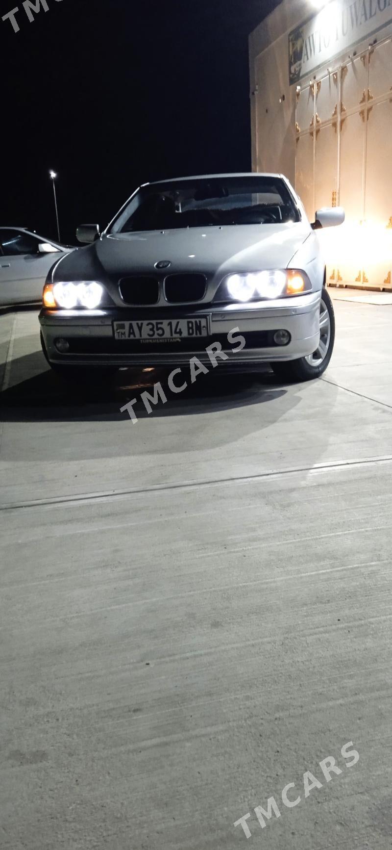 BMW 528 2000 - 70 000 TMT - Gyzylarbat - img 5