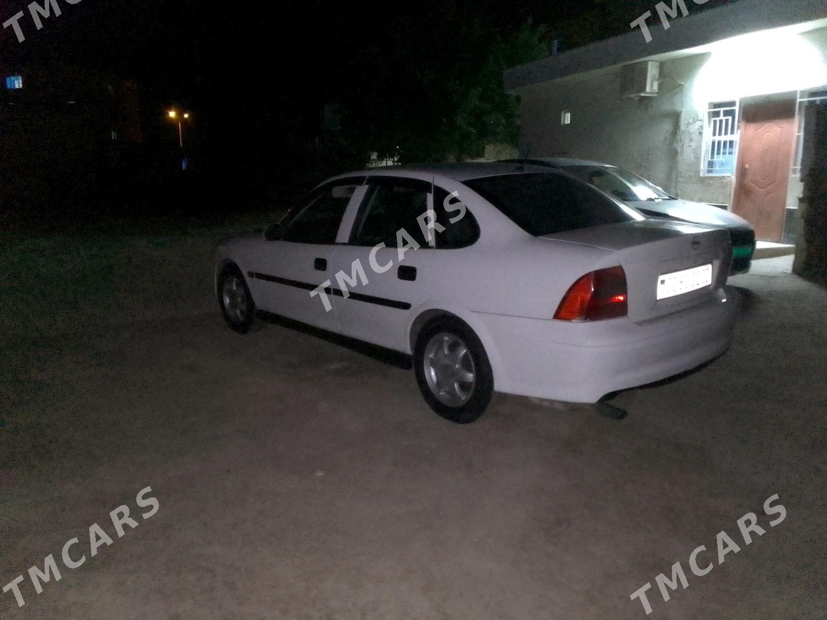 Opel Vectra 1999 - 45 000 TMT - Дашогуз - img 3