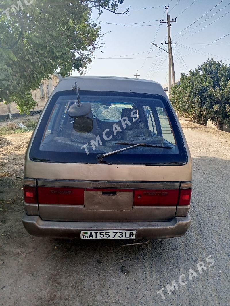 Toyota Town Ace 1993 - 23 500 TMT - Сакар - img 2