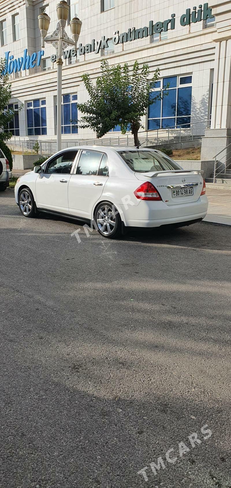 Nissan Versa 2010 - 118 000 TMT - Ашхабад - img 2