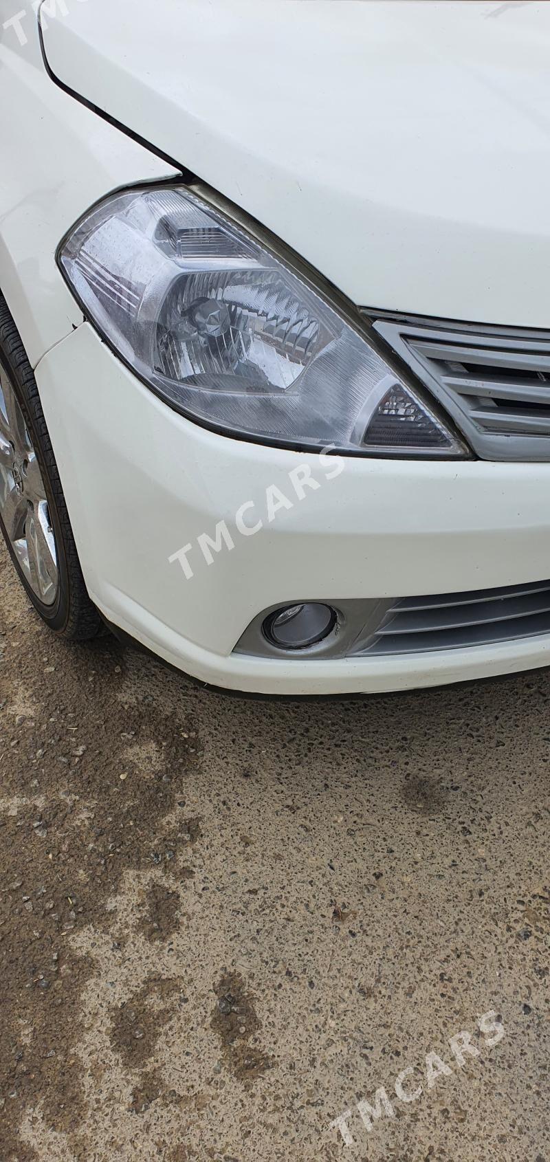 Nissan Versa 2010 - 118 000 TMT - Ашхабад - img 4