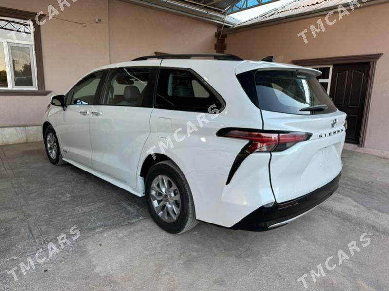 Toyota Sienna 2021 - 500 000 TMT - Байрамали - img 6