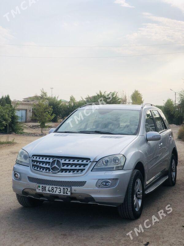 Mercedes-Benz ML350 2006 - 260 000 TMT - Gubadag - img 2