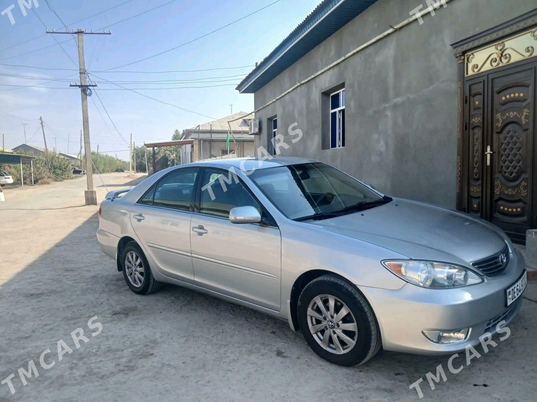 Toyota Camry 2005 - 150 000 TMT - Кёнеургенч - img 3